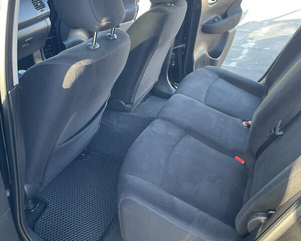 Черный Ниссан Лиф, объемом двигателя 0 л и пробегом 103 тыс. км за 9800 $, фото 15 на Automoto.ua