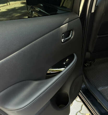 Черный Ниссан Лиф, объемом двигателя 0 л и пробегом 133 тыс. км за 8500 $, фото 10 на Automoto.ua