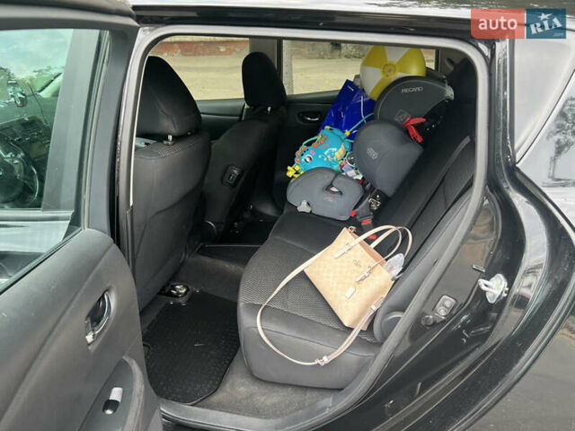 Черный Ниссан Лиф, объемом двигателя 0 л и пробегом 100 тыс. км за 7200 $, фото 5 на Automoto.ua