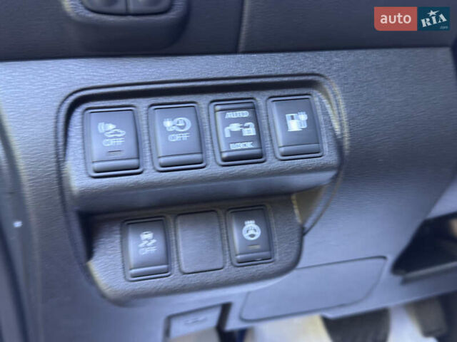 Черный Ниссан Лиф, объемом двигателя 0 л и пробегом 97 тыс. км за 7850 $, фото 9 на Automoto.ua