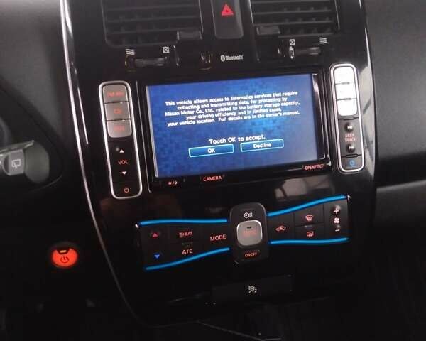 Черный Ниссан Лиф, объемом двигателя 0 л и пробегом 155 тыс. км за 7200 $, фото 17 на Automoto.ua