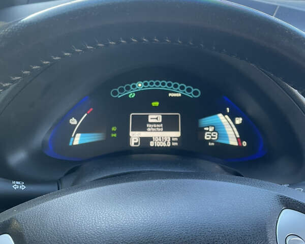 Черный Ниссан Лиф, объемом двигателя 0 л и пробегом 103 тыс. км за 9800 $, фото 17 на Automoto.ua