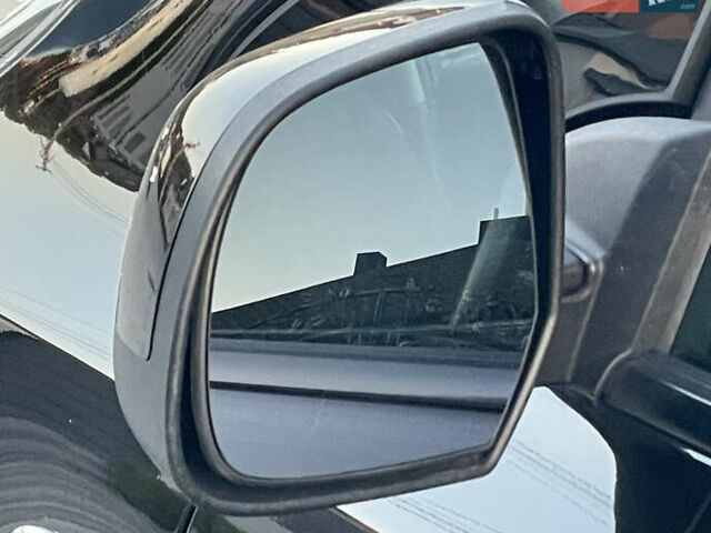 Черный Ниссан Лиф, объемом двигателя 0 л и пробегом 131 тыс. км за 7000 $, фото 9 на Automoto.ua