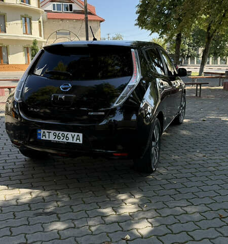 Черный Ниссан Лиф, объемом двигателя 0 л и пробегом 133 тыс. км за 8500 $, фото 5 на Automoto.ua