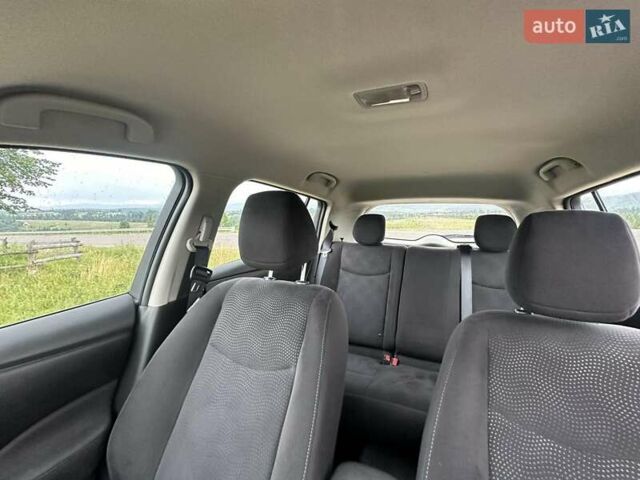 Черный Ниссан Лиф, объемом двигателя 0 л и пробегом 80 тыс. км за 7000 $, фото 13 на Automoto.ua