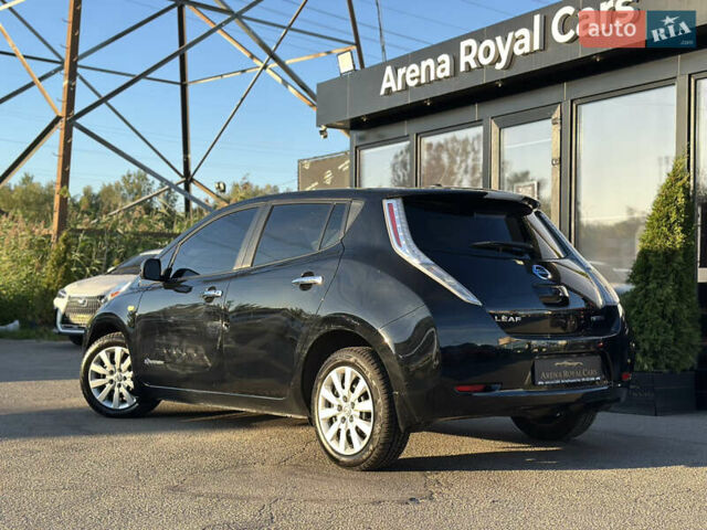 Чорний Ніссан Ліф, об'ємом двигуна 0 л та пробігом 70 тис. км за 7700 $, фото 3 на Automoto.ua
