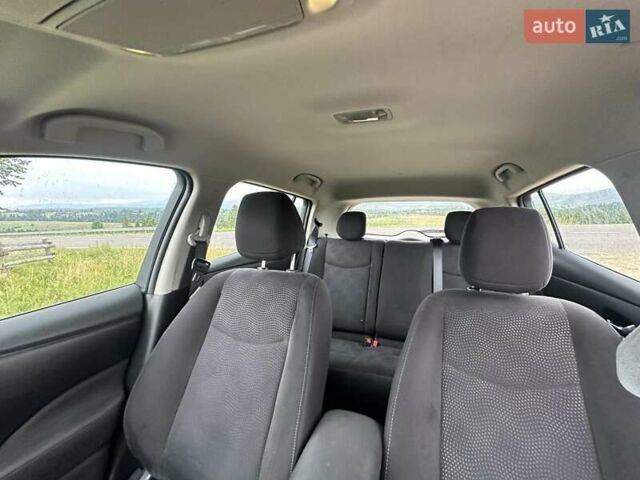 Черный Ниссан Лиф, объемом двигателя 0 л и пробегом 80 тыс. км за 7000 $, фото 12 на Automoto.ua