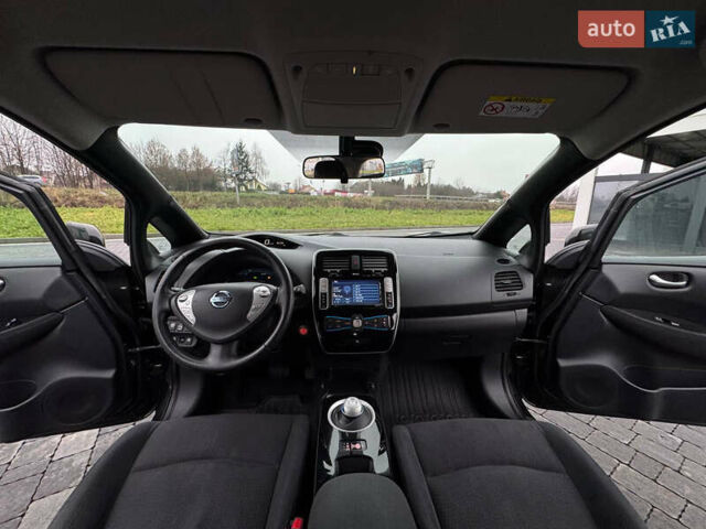 Черный Ниссан Лиф, объемом двигателя 0 л и пробегом 100 тыс. км за 6700 $, фото 25 на Automoto.ua
