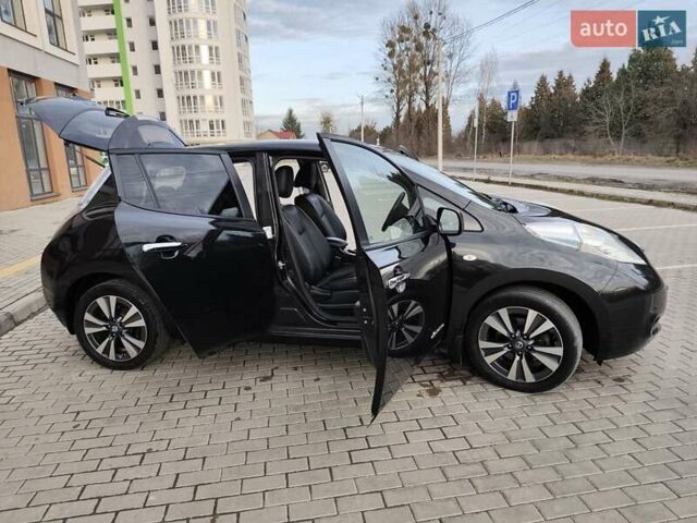 Чорний Ніссан Ліф, об'ємом двигуна 0 л та пробігом 120 тис. км за 6499 $, фото 78 на Automoto.ua