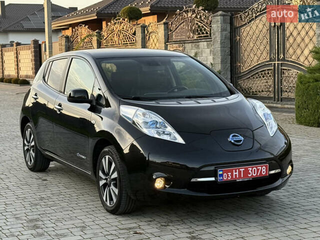 Чорний Ніссан Ліф, об'ємом двигуна 0 л та пробігом 90 тис. км за 7700 $, фото 3 на Automoto.ua