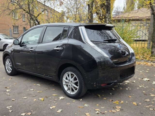 Чорний Ніссан Ліф, об'ємом двигуна 0 л та пробігом 137 тис. км за 7700 $, фото 3 на Automoto.ua