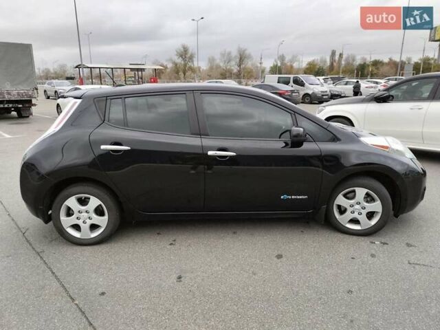 Черный Ниссан Лиф, объемом двигателя 0 л и пробегом 71 тыс. км за 9000 $, фото 1 на Automoto.ua