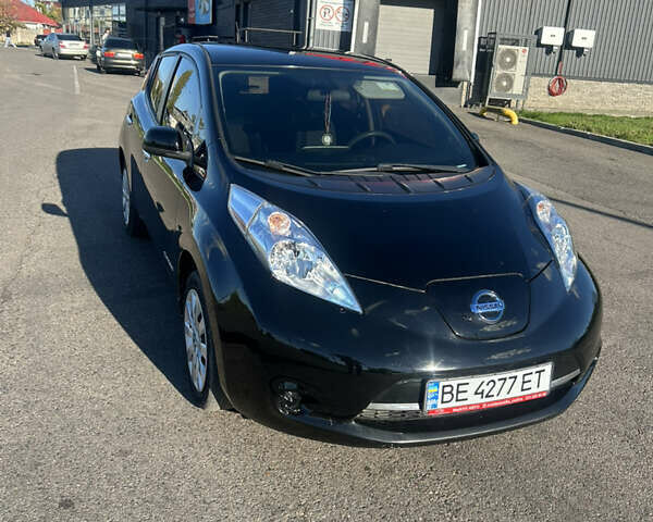 Черный Ниссан Лиф, объемом двигателя 0 л и пробегом 100 тыс. км за 7000 $, фото 1 на Automoto.ua