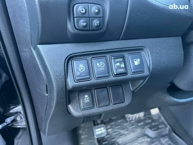 Черный Ниссан Лиф, объемом двигателя 0 л и пробегом 119 тыс. км за 7990 $, фото 17 на Automoto.ua