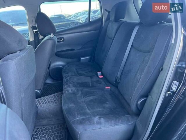 Черный Ниссан Лиф, объемом двигателя 0 л и пробегом 119 тыс. км за 7990 $, фото 35 на Automoto.ua