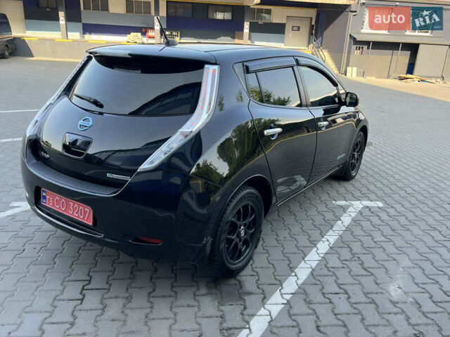 Чорний Ніссан Ліф, об'ємом двигуна 0 л та пробігом 94 тис. км за 6500 $, фото 3 на Automoto.ua