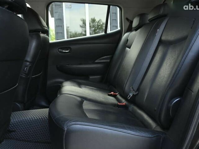 Черный Ниссан Лиф, объемом двигателя 0 л и пробегом 169 тыс. км за 7200 $, фото 29 на Automoto.ua