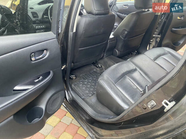 Черный Ниссан Лиф, объемом двигателя 0 л и пробегом 124 тыс. км за 7200 $, фото 11 на Automoto.ua