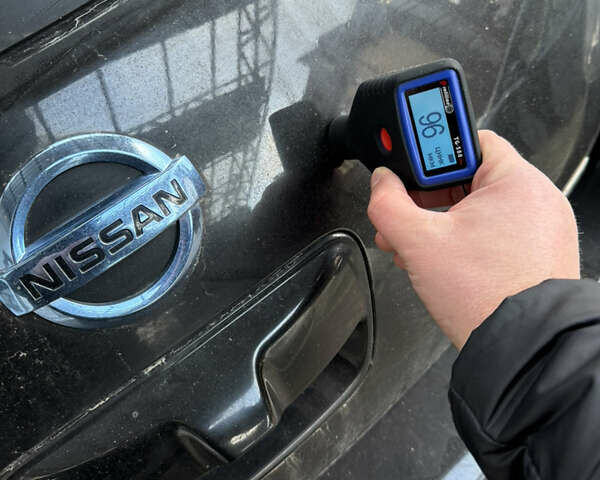 Черный Ниссан Лиф, объемом двигателя 0 л и пробегом 172 тыс. км за 7590 $, фото 12 на Automoto.ua