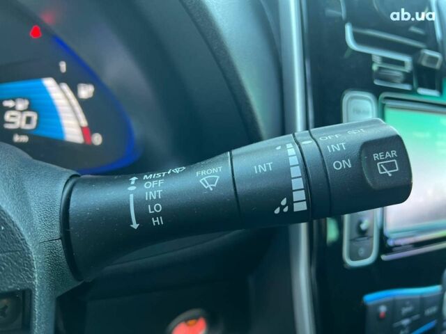 Черный Ниссан Лиф, объемом двигателя 0 л и пробегом 119 тыс. км за 7990 $, фото 24 на Automoto.ua