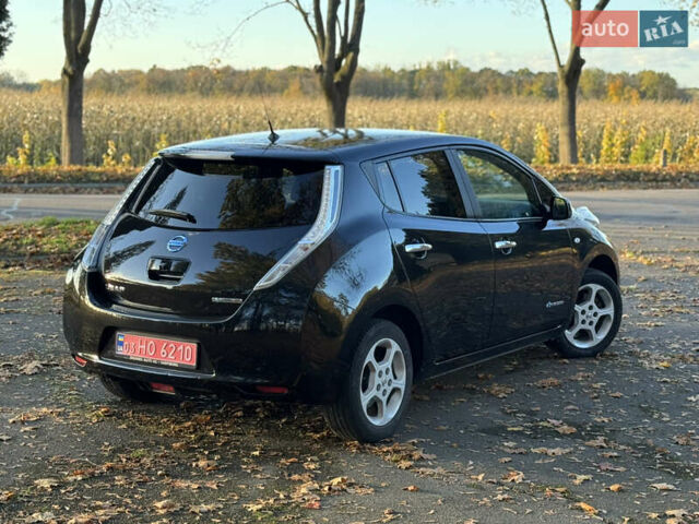 Черный Ниссан Лиф, объемом двигателя 0 л и пробегом 161 тыс. км за 7111 $, фото 4 на Automoto.ua