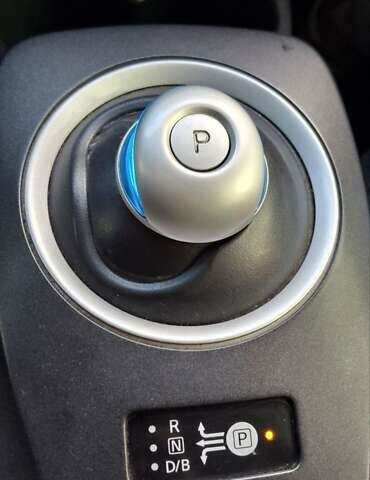 Чорний Ніссан Ліф, об'ємом двигуна 0 л та пробігом 156 тис. км за 8000 $, фото 22 на Automoto.ua