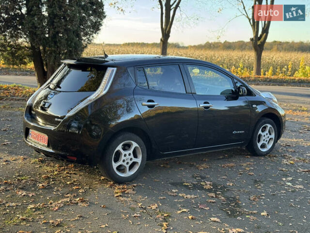 Черный Ниссан Лиф, объемом двигателя 0 л и пробегом 161 тыс. км за 7111 $, фото 8 на Automoto.ua