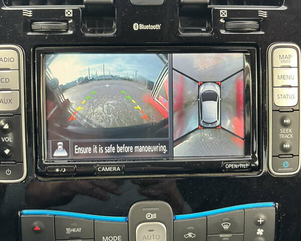 Черный Ниссан Лиф, объемом двигателя 0 л и пробегом 83 тыс. км за 8450 $, фото 2 на Automoto.ua