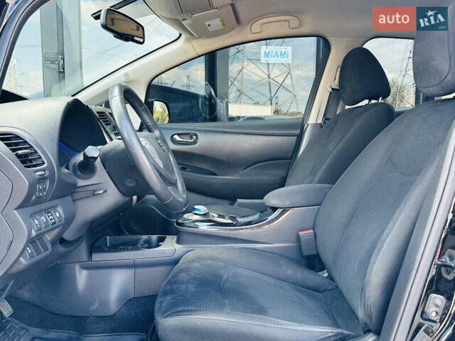 Черный Ниссан Лиф, объемом двигателя 0 л и пробегом 107 тыс. км за 8700 $, фото 24 на Automoto.ua