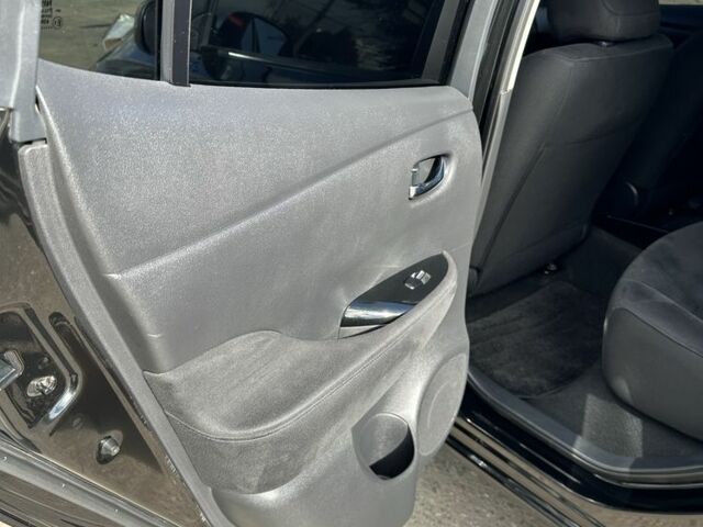 Черный Ниссан Лиф, объемом двигателя 0 л и пробегом 107 тыс. км за 7500 $, фото 9 на Automoto.ua