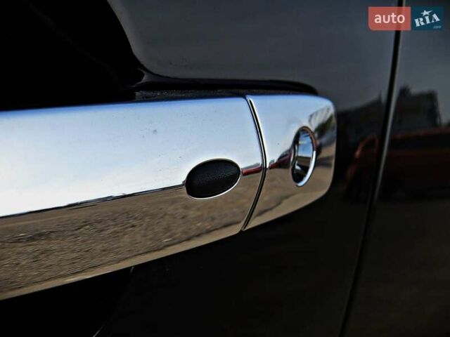 Черный Ниссан Лиф, объемом двигателя 0 л и пробегом 92 тыс. км за 9999 $, фото 4 на Automoto.ua