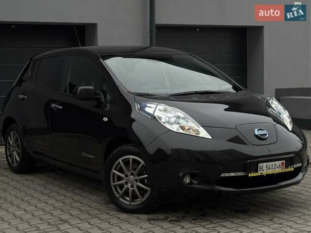 Черный Ниссан Лиф, объемом двигателя 0 л и пробегом 120 тыс. км за 6500 $, фото 13 на Automoto.ua