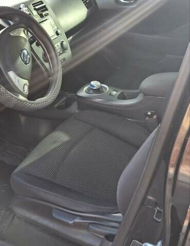 Чорний Ніссан Ліф, об'ємом двигуна 0 л та пробігом 156 тис. км за 8000 $, фото 13 на Automoto.ua