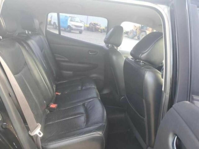 Чорний Ніссан Ліф, об'ємом двигуна 0 л та пробігом 108 тис. км за 4870 $, фото 17 на Automoto.ua