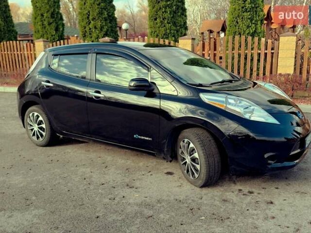 Чорний Ніссан Ліф, об'ємом двигуна 0 л та пробігом 156 тис. км за 8000 $, фото 1 на Automoto.ua