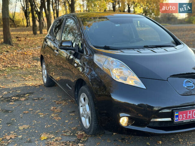 Черный Ниссан Лиф, объемом двигателя 0 л и пробегом 161 тыс. км за 7111 $, фото 12 на Automoto.ua