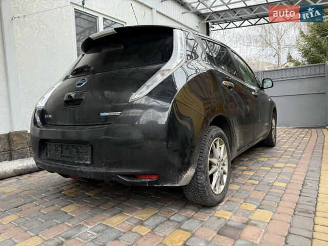 Черный Ниссан Лиф, объемом двигателя 0 л и пробегом 172 тыс. км за 7590 $, фото 4 на Automoto.ua