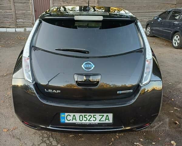 Черный Ниссан Лиф, объемом двигателя 0 л и пробегом 89 тыс. км за 8150 $, фото 14 на Automoto.ua