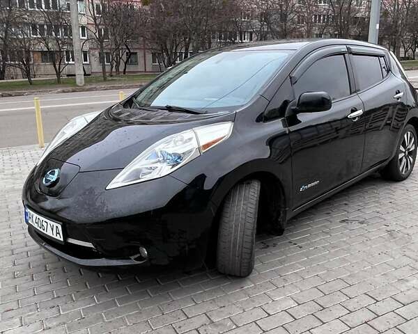 Черный Ниссан Лиф, объемом двигателя 0 л и пробегом 115 тыс. км за 7799 $, фото 5 на Automoto.ua