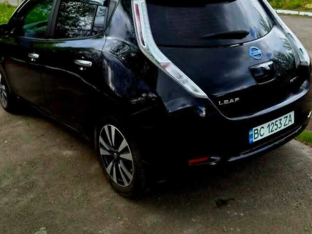 Чорний Ніссан Ліф, об'ємом двигуна 0 л та пробігом 121 тис. км за 6300 $, фото 7 на Automoto.ua