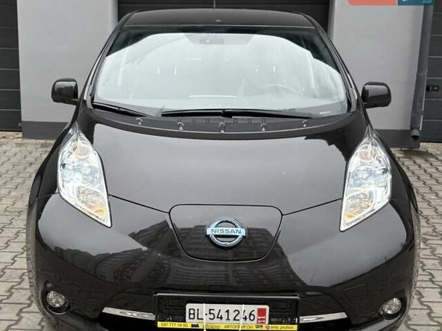 Черный Ниссан Лиф, объемом двигателя 0 л и пробегом 120 тыс. км за 6500 $, фото 12 на Automoto.ua