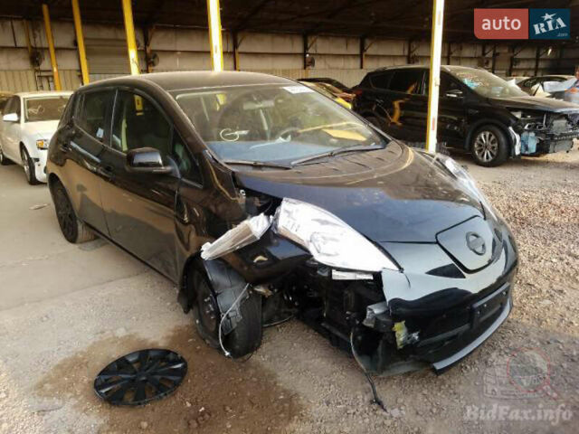 Черный Ниссан Лиф, объемом двигателя 0 л и пробегом 99 тыс. км за 7999 $, фото 1 на Automoto.ua