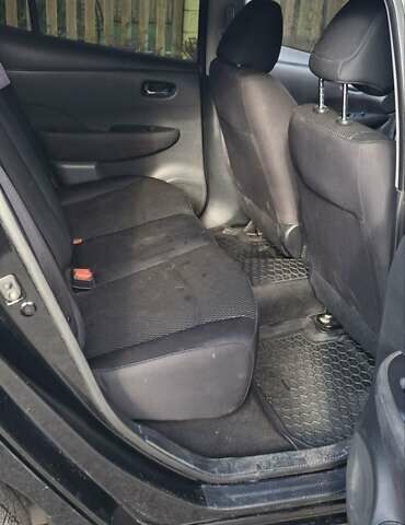 Чорний Ніссан Ліф, об'ємом двигуна 0 л та пробігом 156 тис. км за 8000 $, фото 16 на Automoto.ua