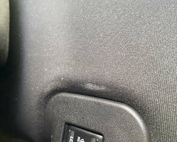 Черный Ниссан Лиф, объемом двигателя 0 л и пробегом 145 тыс. км за 7499 $, фото 11 на Automoto.ua