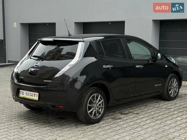 Черный Ниссан Лиф, объемом двигателя 0 л и пробегом 120 тыс. км за 6500 $, фото 8 на Automoto.ua