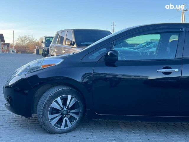 Черный Ниссан Лиф, объемом двигателя 0 л и пробегом 119 тыс. км за 7990 $, фото 2 на Automoto.ua