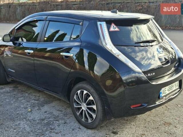Чорний Ніссан Ліф, об'ємом двигуна 0 л та пробігом 156 тис. км за 8000 $, фото 7 на Automoto.ua