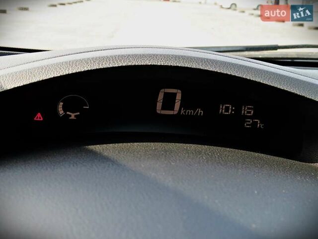 Черный Ниссан Лиф, объемом двигателя 0 л и пробегом 92 тыс. км за 9999 $, фото 11 на Automoto.ua