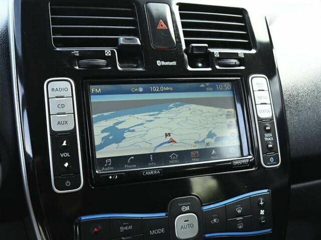 Черный Ниссан Лиф, объемом двигателя 0 л и пробегом 169 тыс. км за 7200 $, фото 25 на Automoto.ua