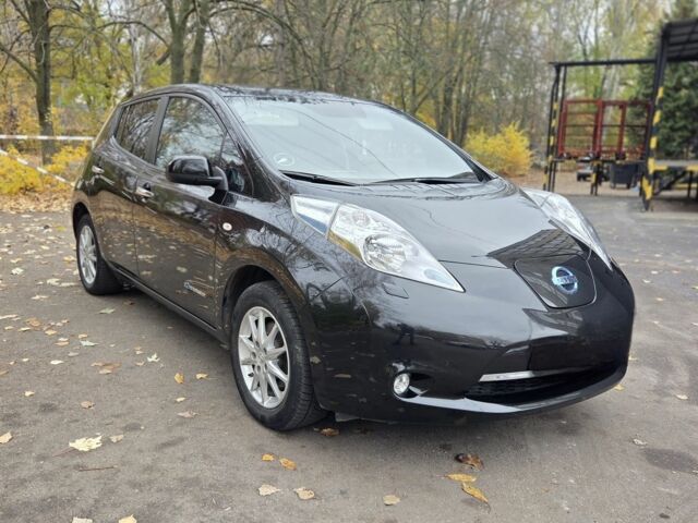 Чорний Ніссан Ліф, об'ємом двигуна 0 л та пробігом 137 тис. км за 7700 $, фото 1 на Automoto.ua